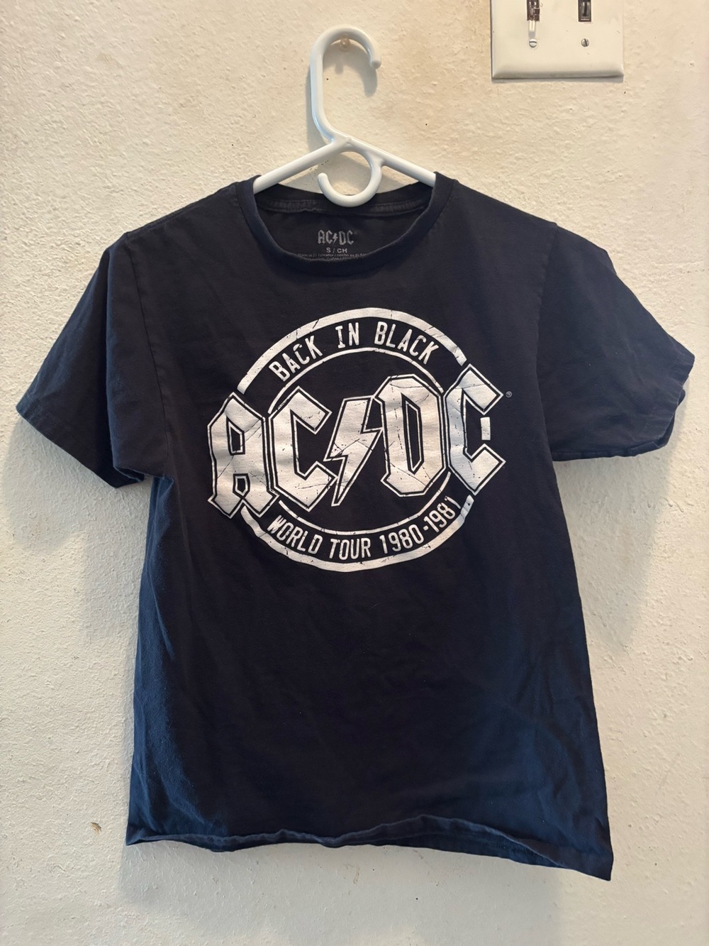 AC/DC Black Short-Sleeve 'Back In Black' Small Graphic Tee